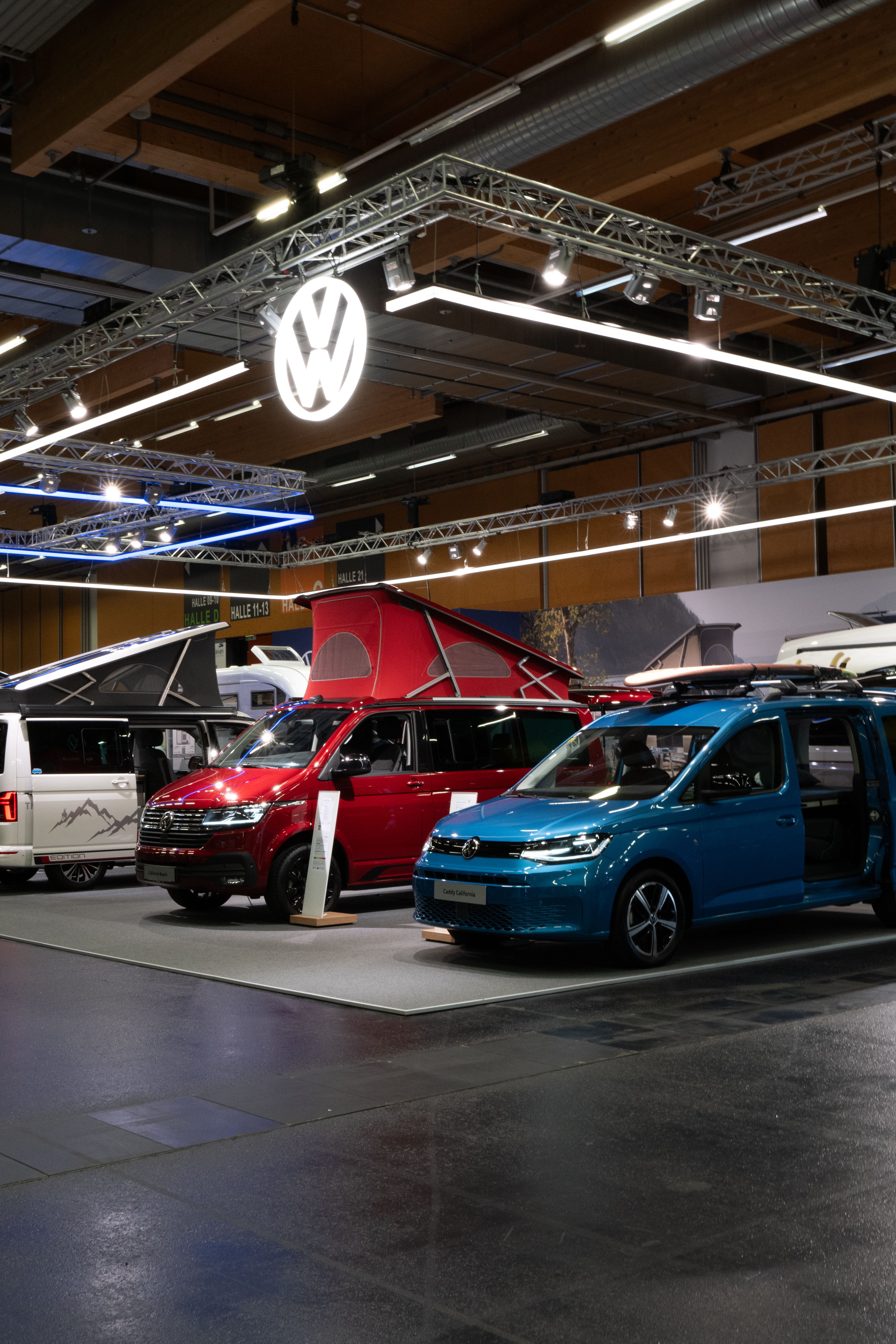 Messestand VW Nutzfahrzeuge Caravan Salon Wels 2023