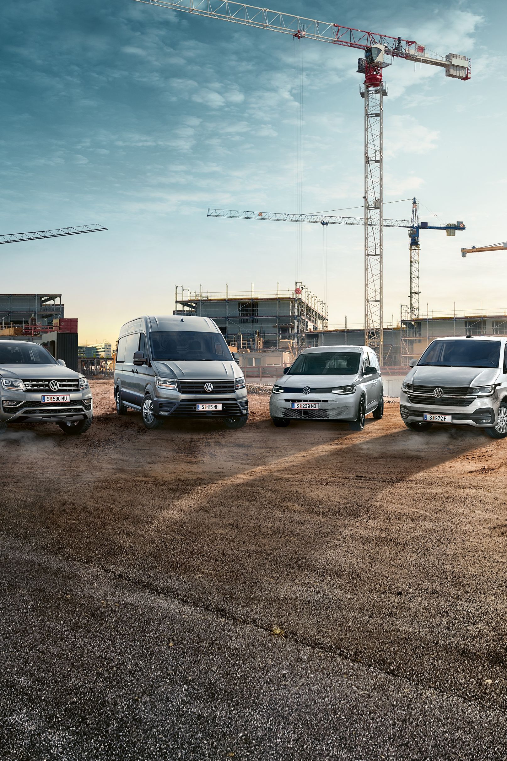 VW-Nutzfahrzeuge Flotte auf einer Baustelle