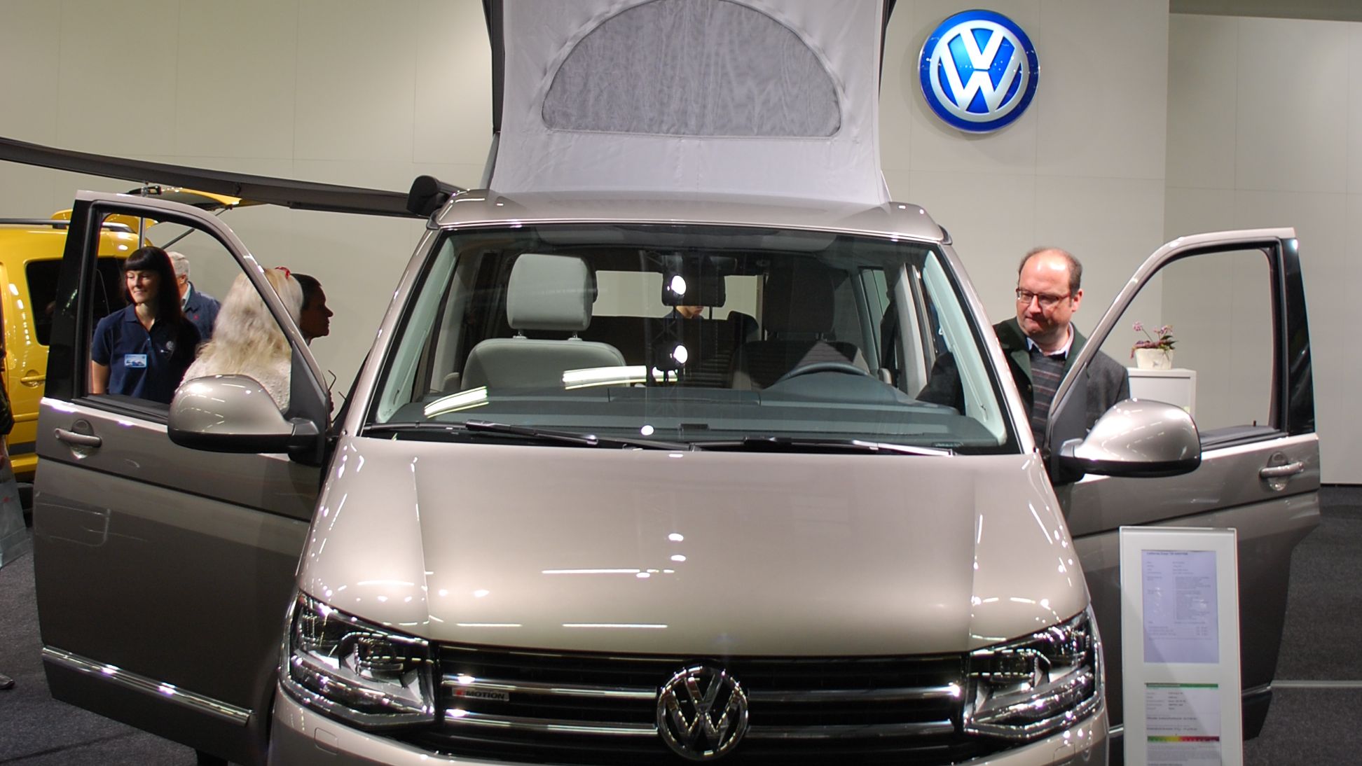 VW California Ocean mojave beige